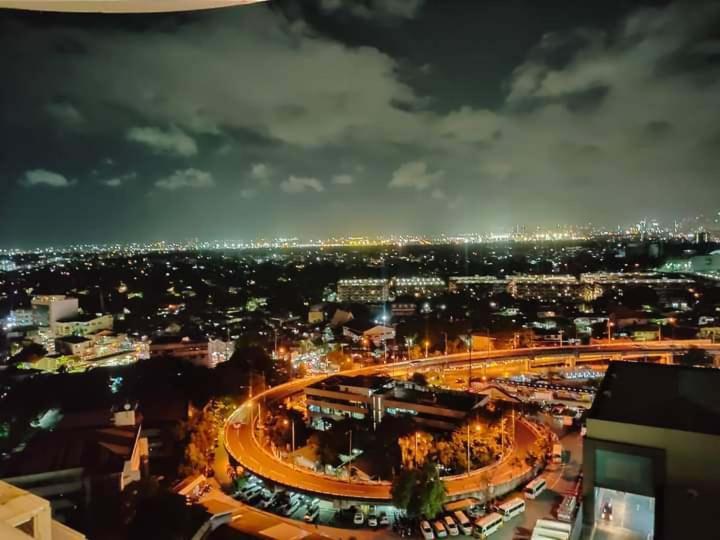 Azure Urban Residence A11 Near Airport And Sm Bicutan+ Free Wifi Paranaque City エクステリア 写真